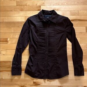 Women’s Small Dark Chocolate Tommy Hilfiger Button Down Shirt